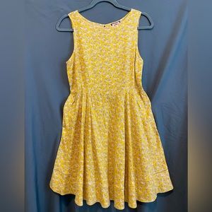 Vintage Juicy Couture Yellow Floral Skater Dress, Keyhole Back, Size 6, 52% Silk